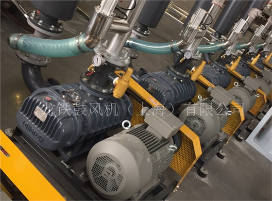羅茨鼓風(fēng)機(jī)廠家.jpg 羅茨鼓風(fēng)機(jī)廠家.jpg
